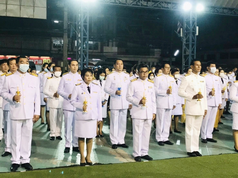 ﻿สำนักงานบังคับคดีกลุ่มจังหวัดที่ 3 (Sandbox) เข้าร่วมพิธีจุดเทียนถวายพระพรชัยมงคล เนื่องในวันคล้ายวันสวรรคต พระบาทสมเด็จพระบรมชนกาธิเบศร มหาภูมิพลอดุลยเดชมหาราช บรมนาถบพิตร 13 ตุลาคม 2563